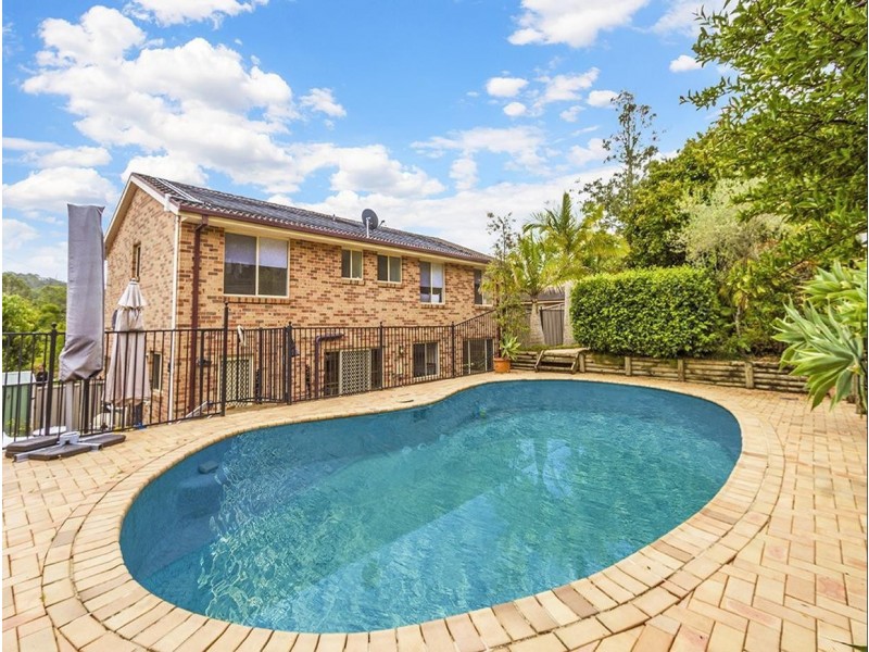 8 Woodbine Close, Lisarow NSW 2250