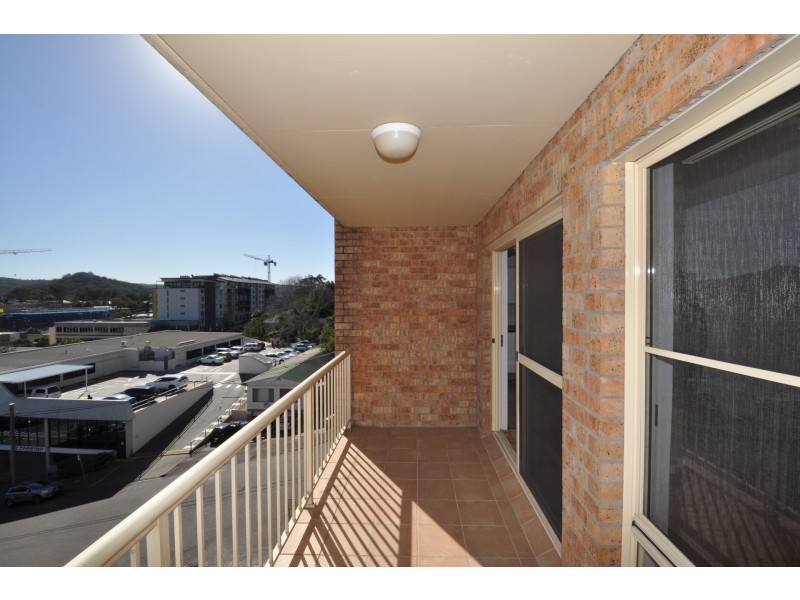15/145 Faunce Street, Gosford NSW 2250