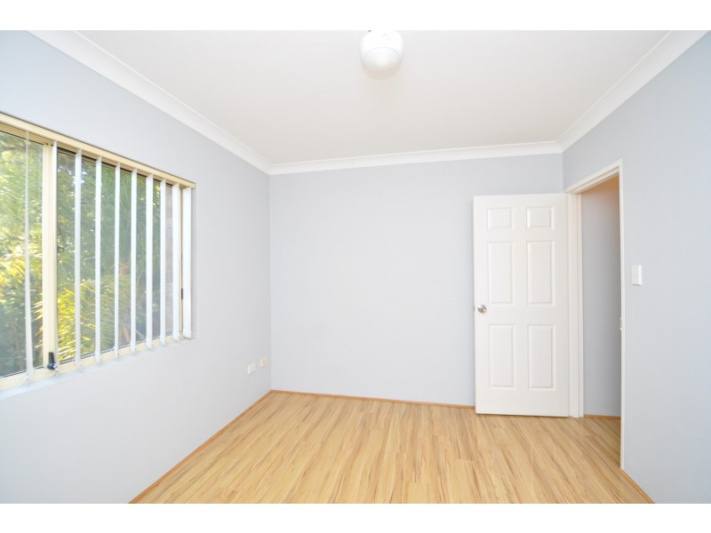 15/145 Faunce Street, Gosford NSW 2250