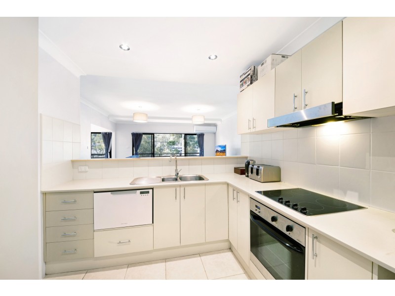 4/30-32 Showground Road, Gosford NSW 2250