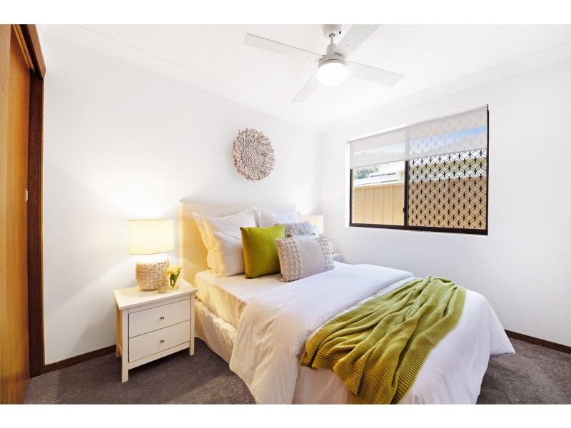 17 Noonan Point Avenue, Point Clare NSW 2250