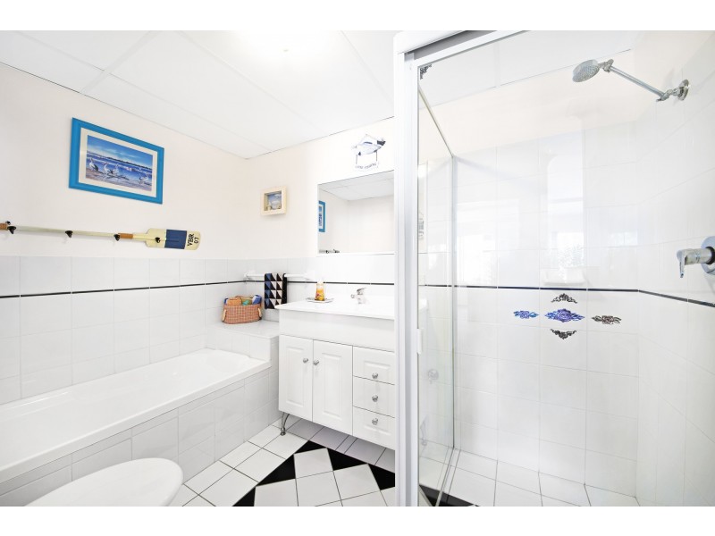 9/73-77 Henry Parry Drive, Gosford NSW 2250