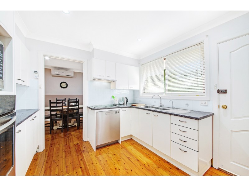 15 Brancourt Crescent, Narara NSW 2250