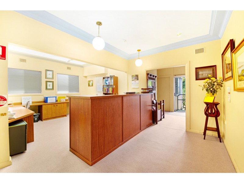 9 Brougham Street, East Gosford NSW 2250