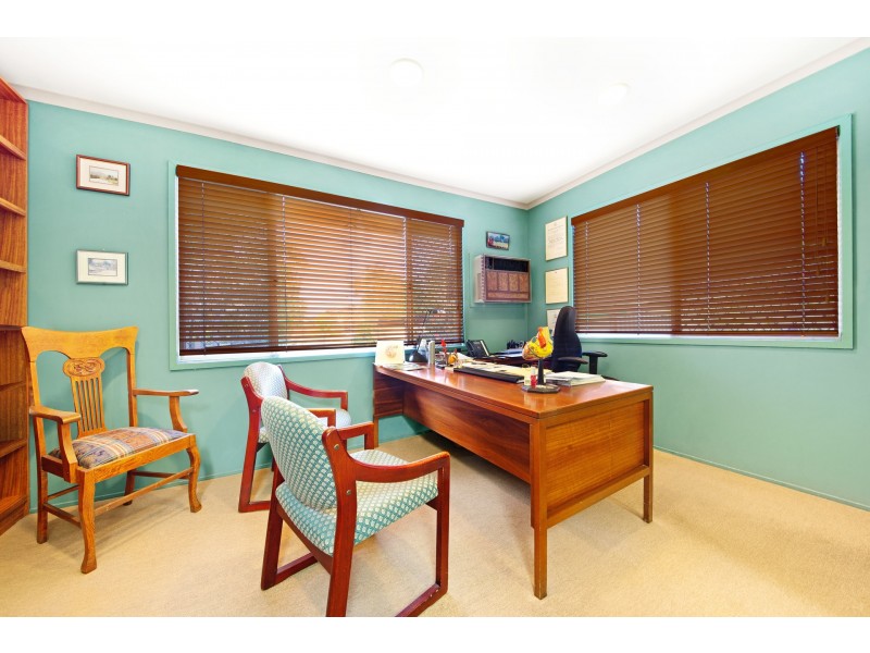 9 Brougham Street, East Gosford NSW 2250