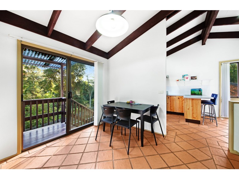 3 Fern Close, Wyoming NSW 2250