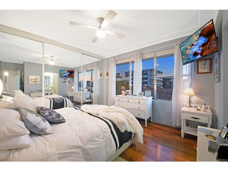 11/39 Masons Parade, Point Frederick NSW 2250