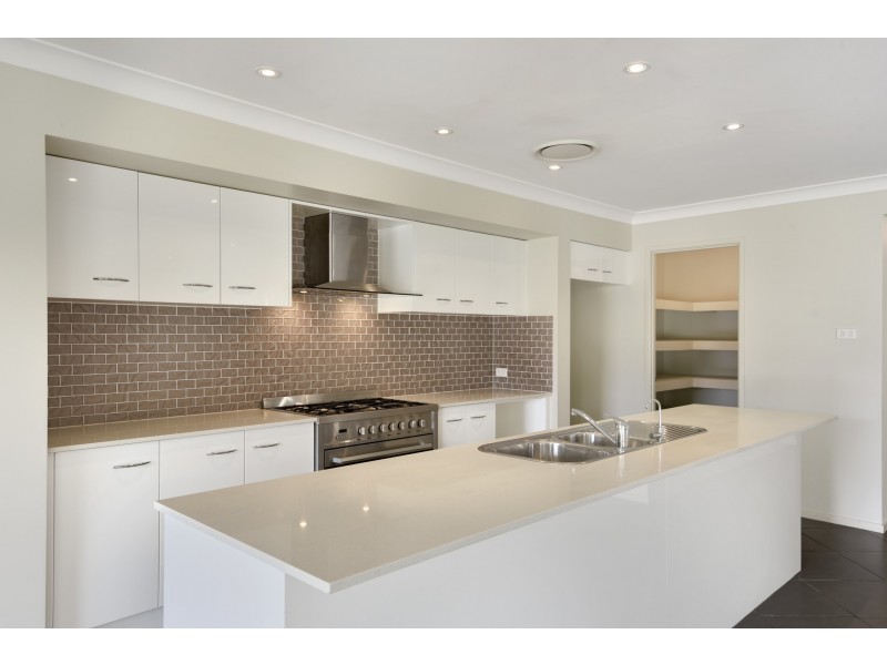 4 Horsnell Close, Narara NSW 2250