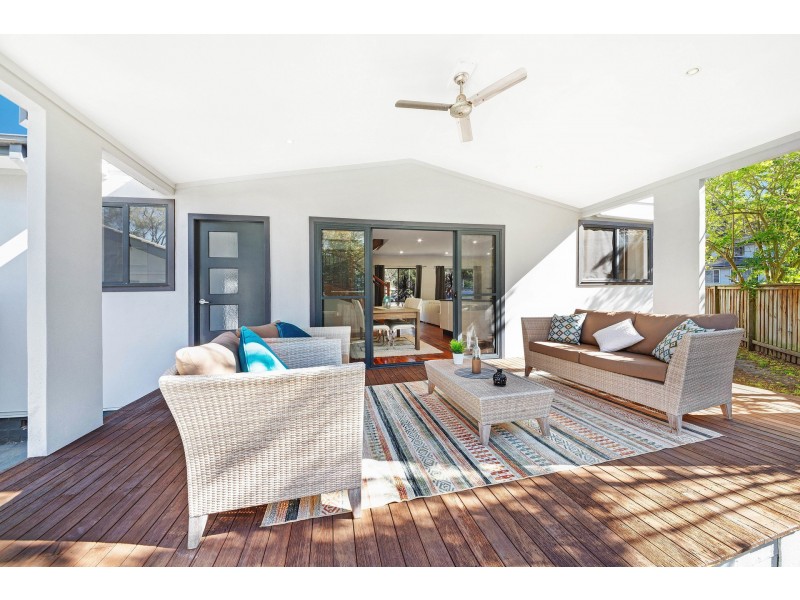 4 Lionel Parade, Springfield NSW 2250