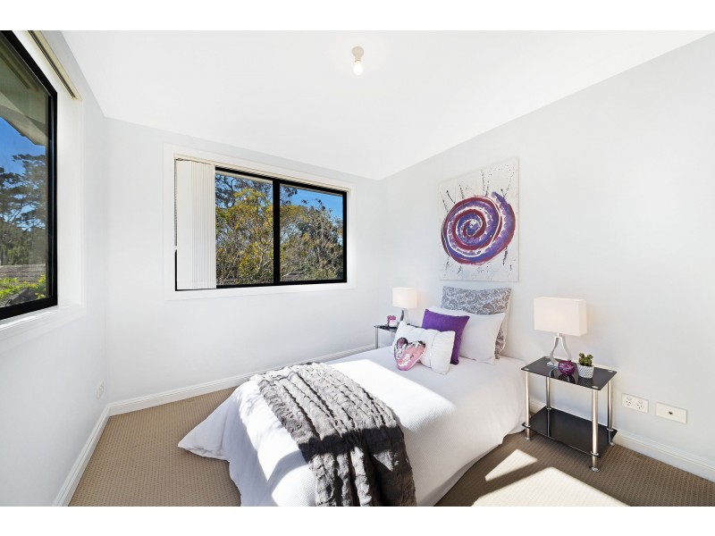 4 Lionel Parade, Springfield NSW 2250