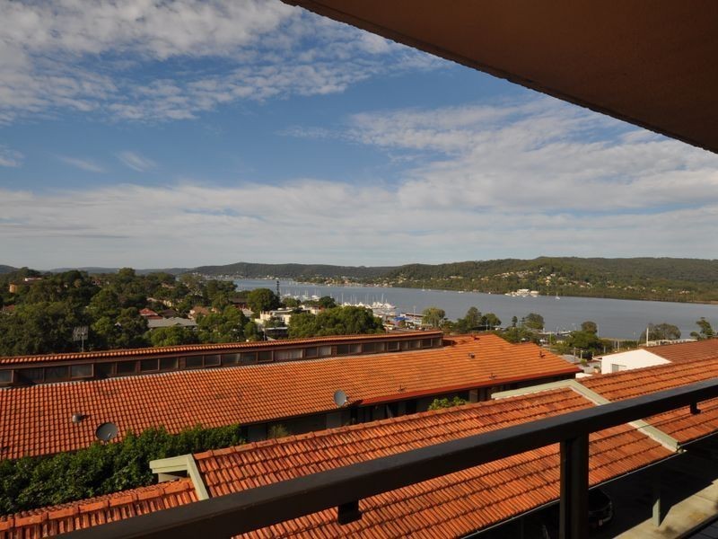 10/3 Joseph Lloyd Close, Gosford NSW 2250