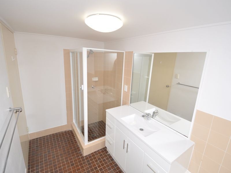 10/3 Joseph Lloyd Close, Gosford NSW 2250