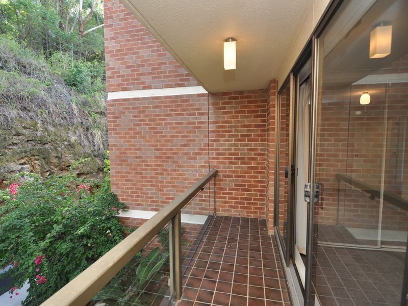 10/3 Joseph Lloyd Close, Gosford NSW 2250