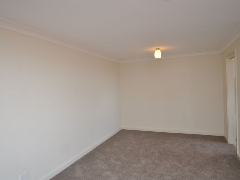 10/3 Joseph Lloyd Close, Gosford NSW 2250