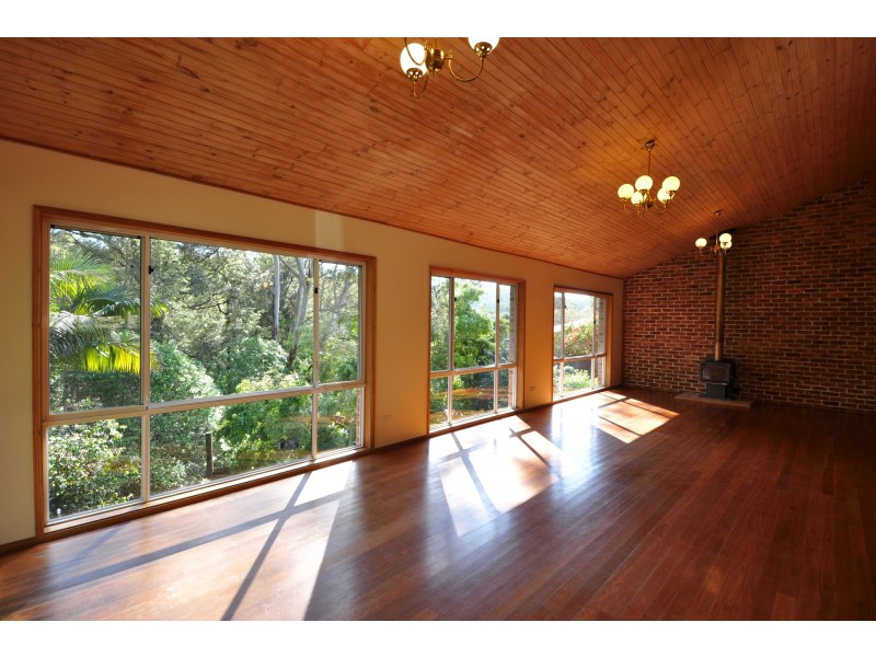 22B Woodview Road, Springfield NSW 2250