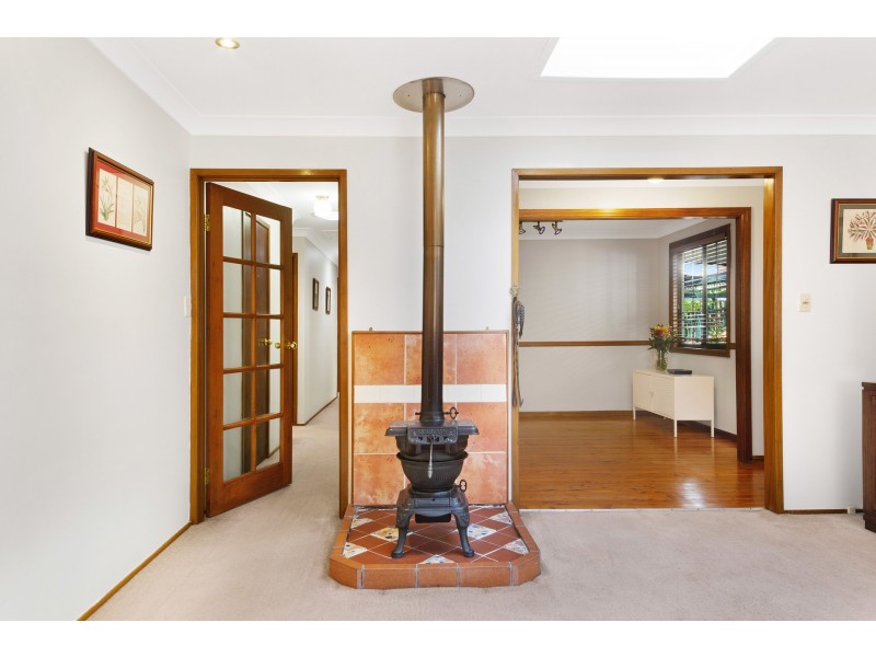 4 Nalkari Avenue, Wyoming NSW 2250