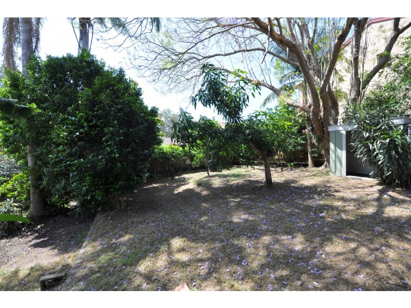 221 Brisbane Water Drive, Point Clare NSW 2250