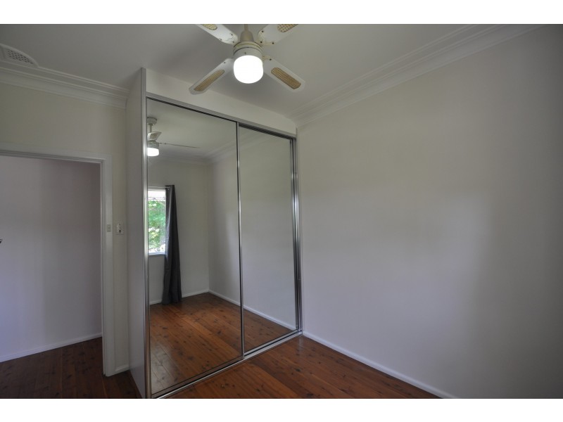 221 Brisbane Water Drive, Point Clare NSW 2250