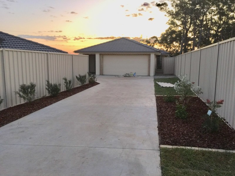 16 Chestnut Grove, Woongarrah NSW 2259