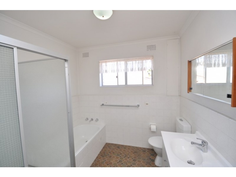 7/199 Albany Street, Point Frederick NSW 2250