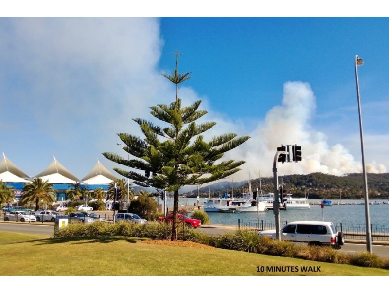 7/199 Albany Street, Point Frederick NSW 2250