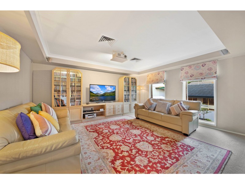 105 Albany Street, Point Frederick NSW 2250