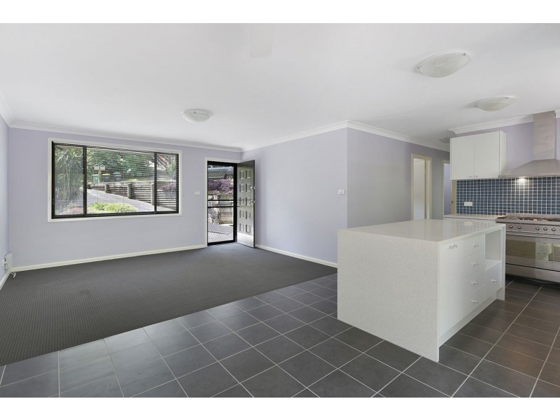 14 Oakglen Road, North Gosford NSW 2250