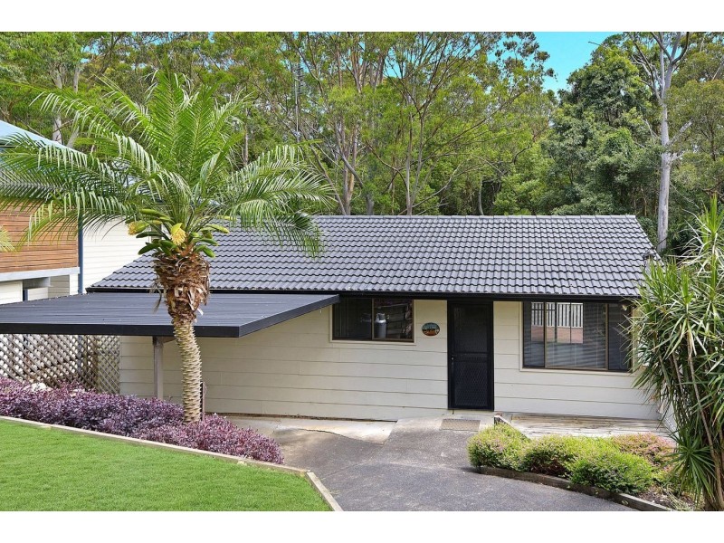 14 Oakglen Road, North Gosford NSW 2250