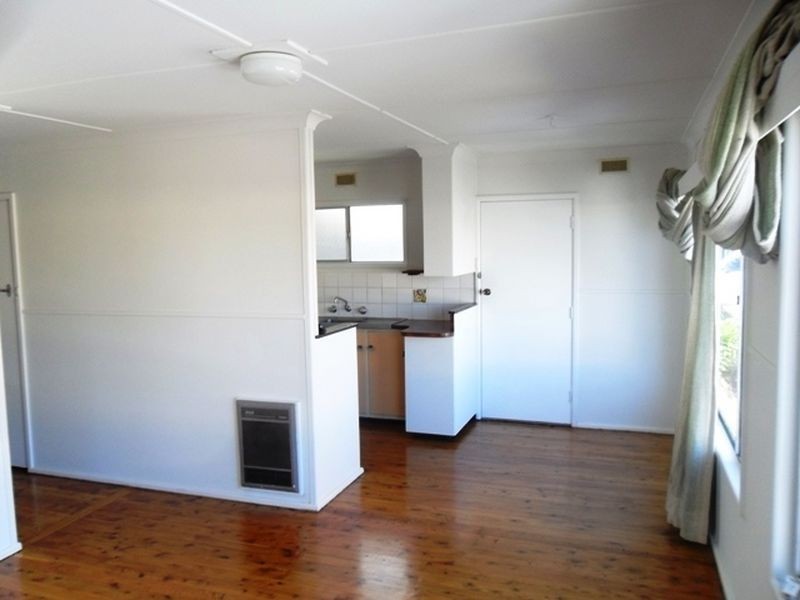 1/140 Faunce Street, Gosford NSW 2250