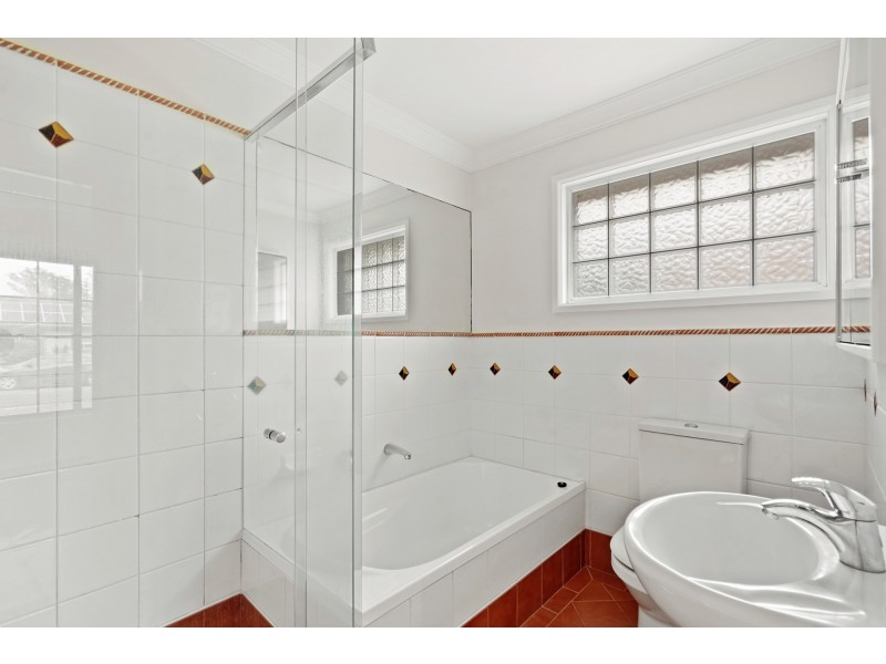 29 Valley View Road, Wyoming NSW 2250