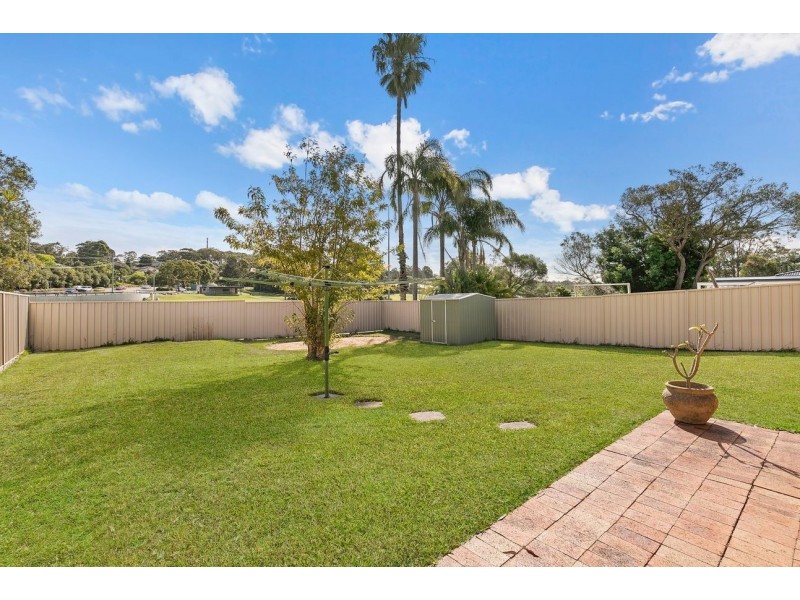 8 Thomas Mitchell Drive, Killarney Vale NSW 2261