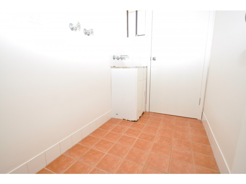 8 Thomas Mitchell Drive, Killarney Vale NSW 2261