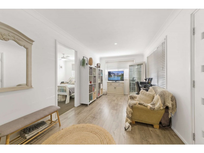 24 Promenade Avenue, Bateau Bay NSW 2261