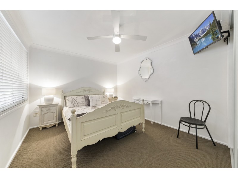 24 Promenade Avenue, Bateau Bay NSW 2261