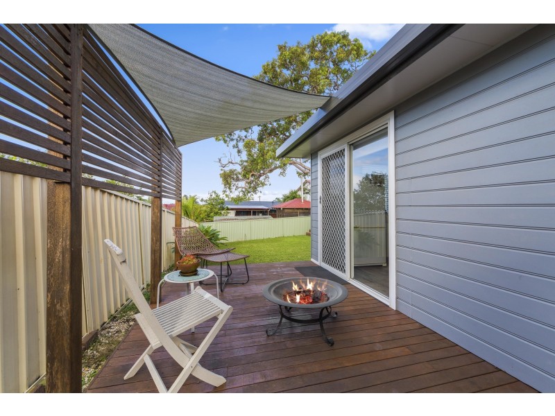 24 Promenade Avenue, Bateau Bay NSW 2261