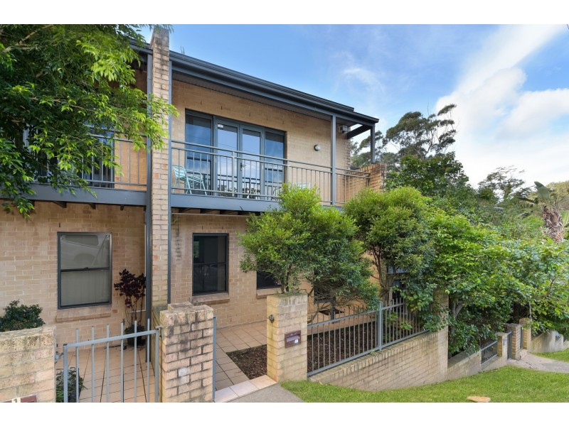 2/100 Faunce Street, West Gosford NSW 2250