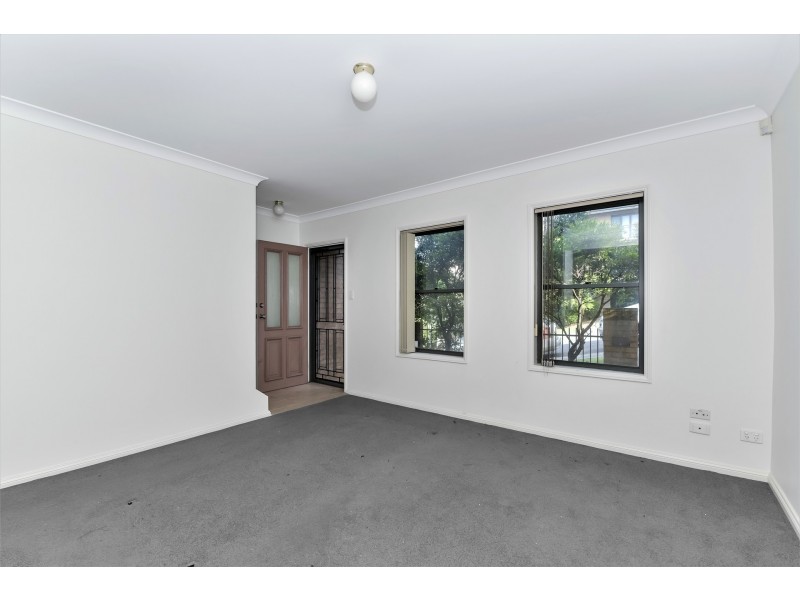 2/100 Faunce Street, West Gosford NSW 2250
