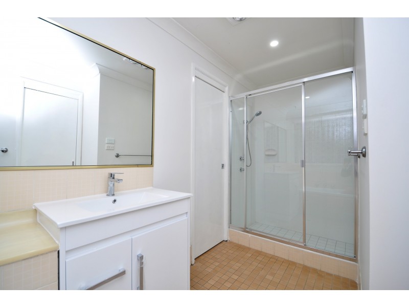 3 Leech Close, Narara NSW 2250