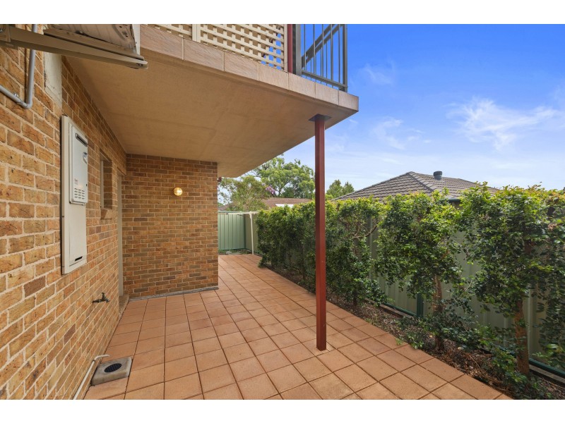2/11 Melbourne Street, East Gosford NSW 2250