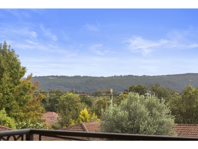 2/11 Melbourne Street, East Gosford NSW 2250