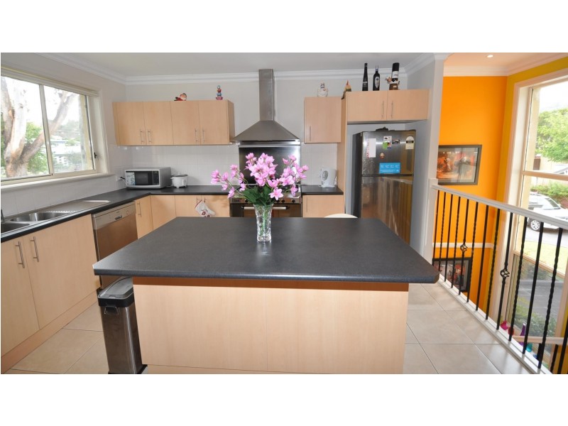 2/6 Bradys Gully Road, North Gosford NSW 2250