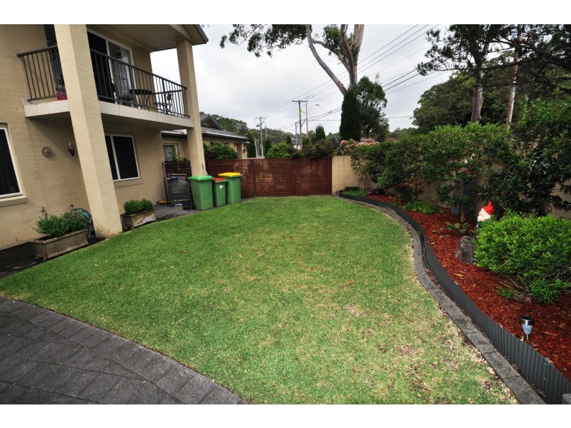 2/6 Bradys Gully Road, North Gosford NSW 2250
