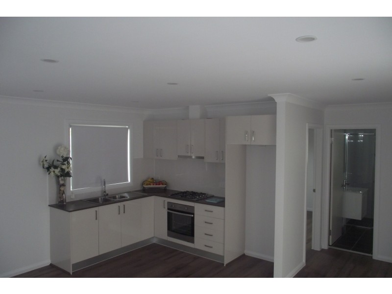 11a Mangrove Road, Narara NSW 2250