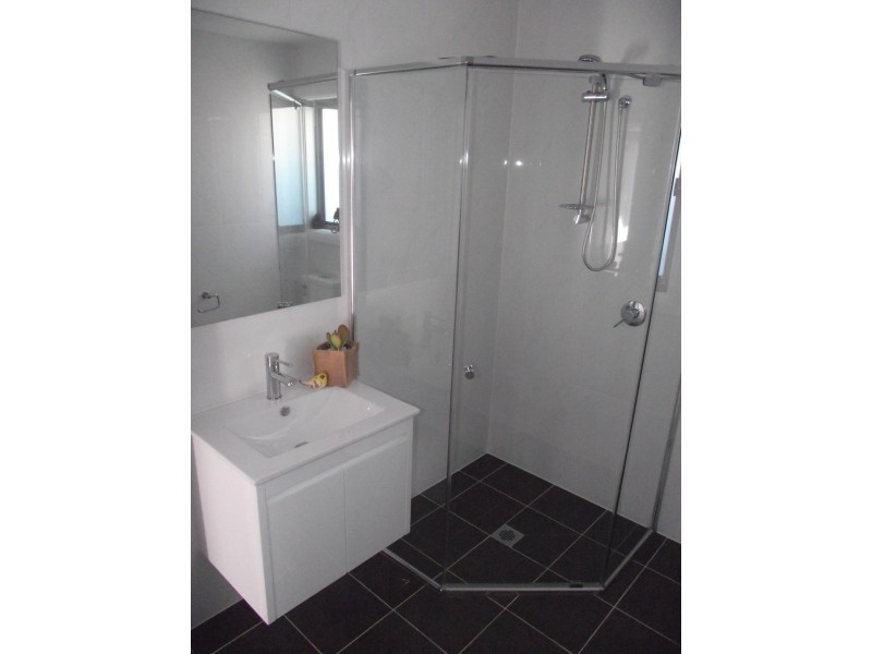 11a Mangrove Road, Narara NSW 2250