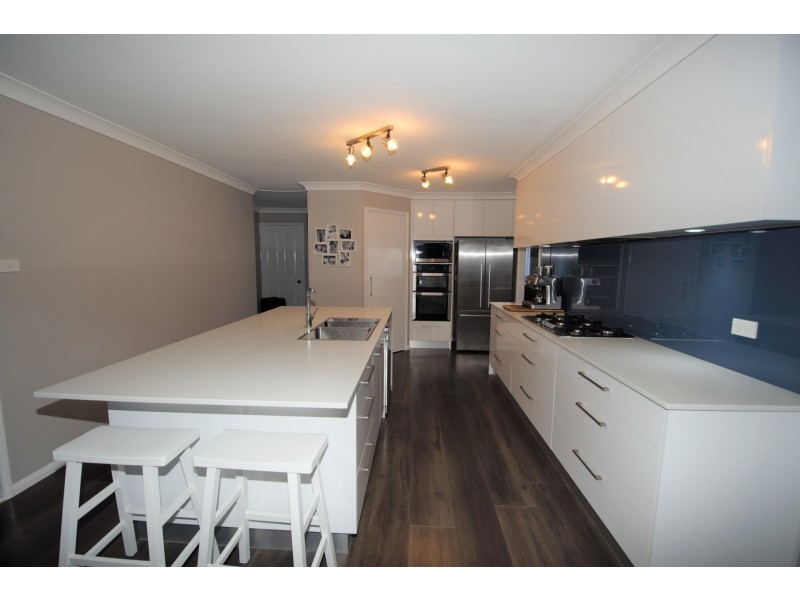 40 Robinia Parade, Springfield NSW 2250