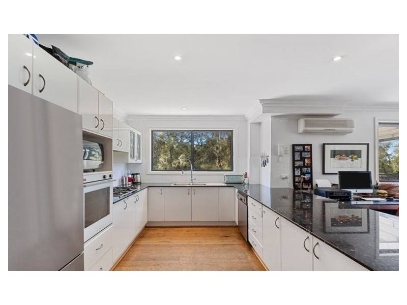 30/2 Adcock Avenue, West Gosford NSW 2250