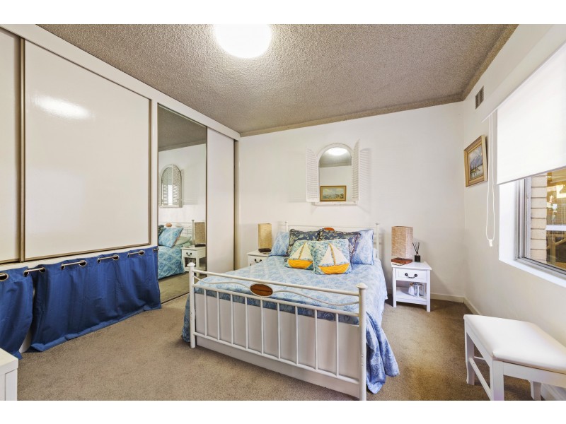 16/68 Henry Parry Drive, Gosford NSW 2250