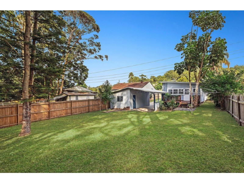 8 Lynnette Crescent, East Gosford NSW 2250