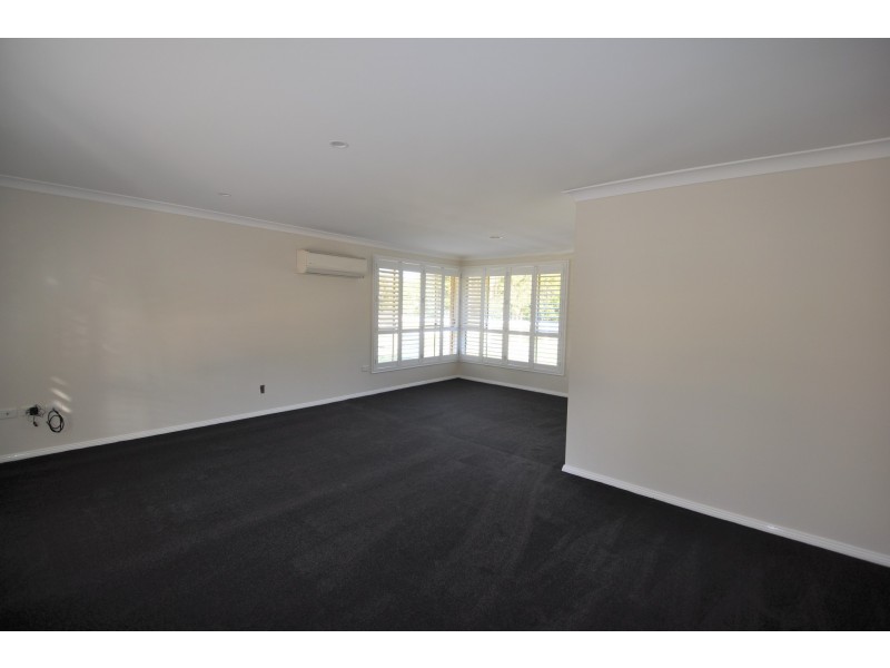 30 Pineridge Close, Lisarow NSW 2250