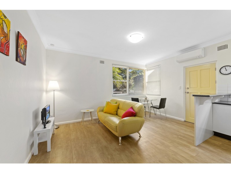 1/29 Masons Parade, Point Frederick NSW 2250